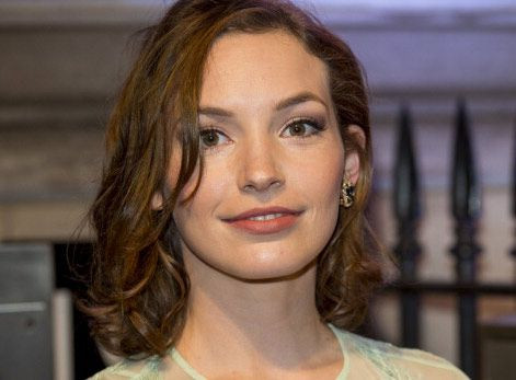 Perdita Weeks sarà Higgins nel pilot del reboot di Magnum P.I.