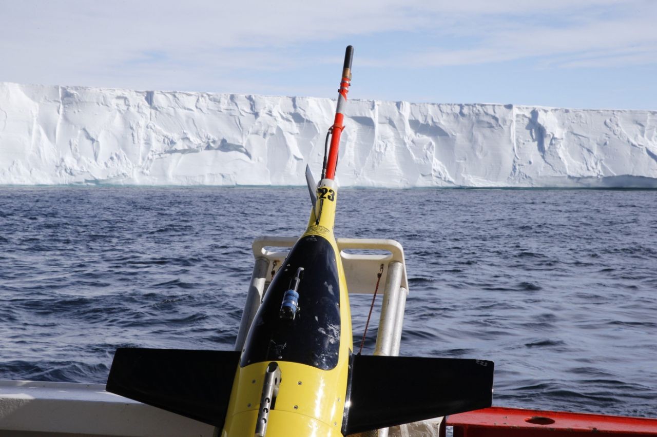 Seaglider-Ice-Shelf