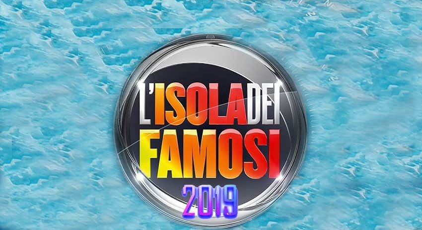 Isola dei Famosi 2019: Tra Soleil Sorge e Jeremias Rodriguez è passione bollente (foto)