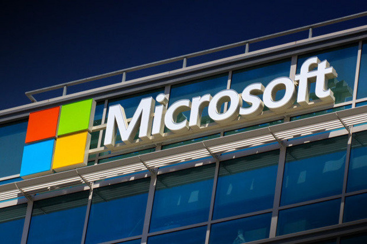 Microsoft si prepara a rivoluzionare il mercato co un tablet pieghevole