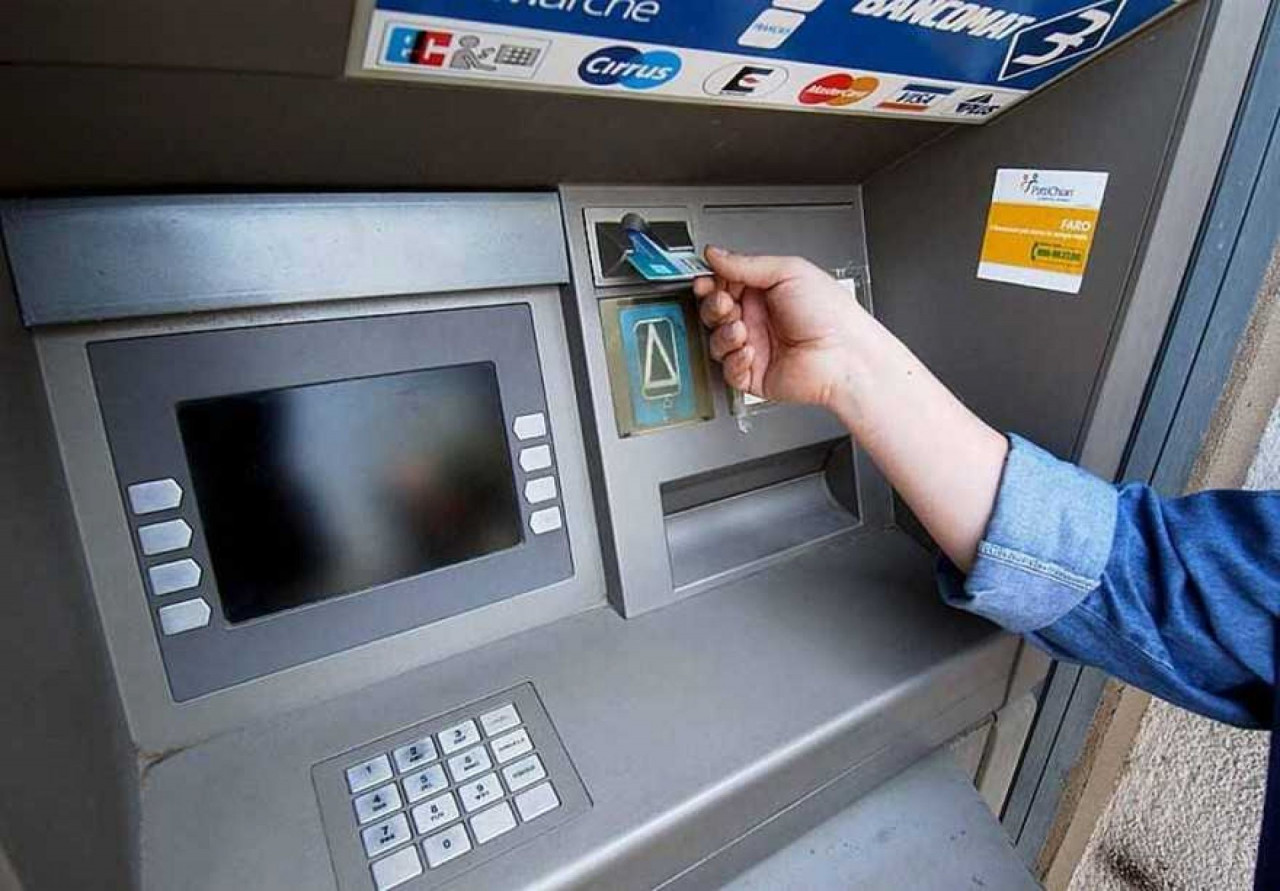 L'applicazione Android che protegge dai furti al bancomat